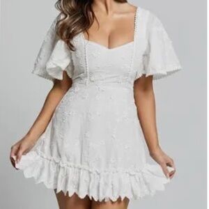 Elegant White Lace Dress